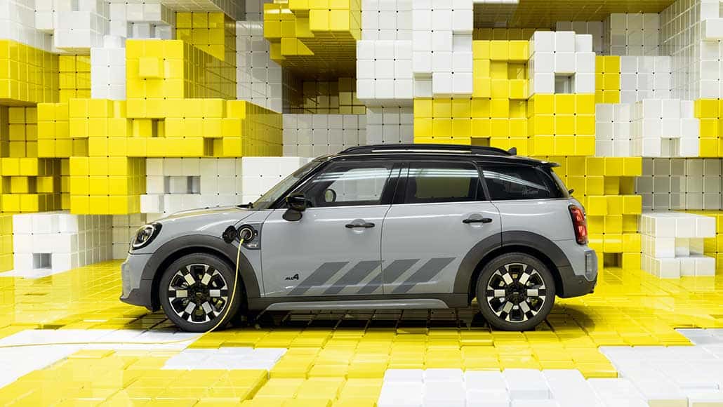 Auto-Leebmann MINI Hybrid Untamed Edition